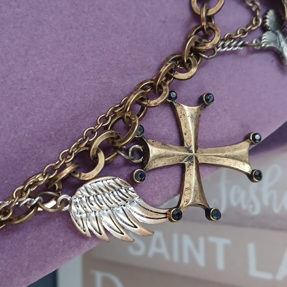 Necklace - Picture 3 of 9